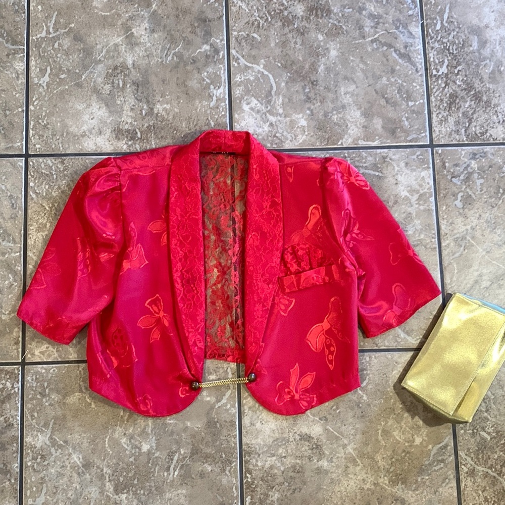 Vintage Cropped Blazer Red with Lace